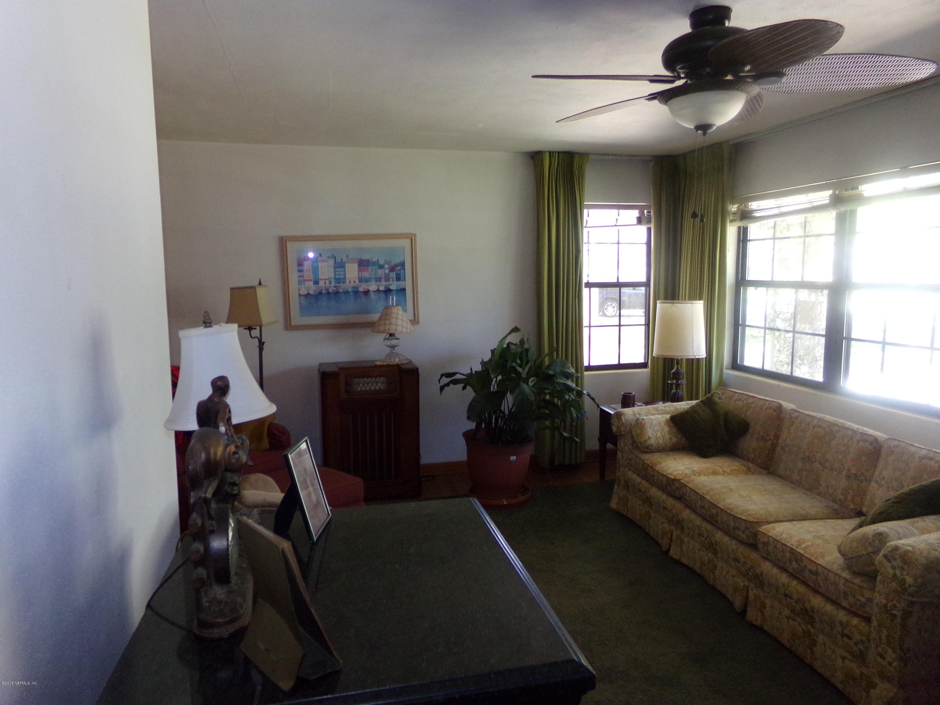 6454 Mitford Road Jacksonville, FL 32210 - Photo 3 of 17 100_0876