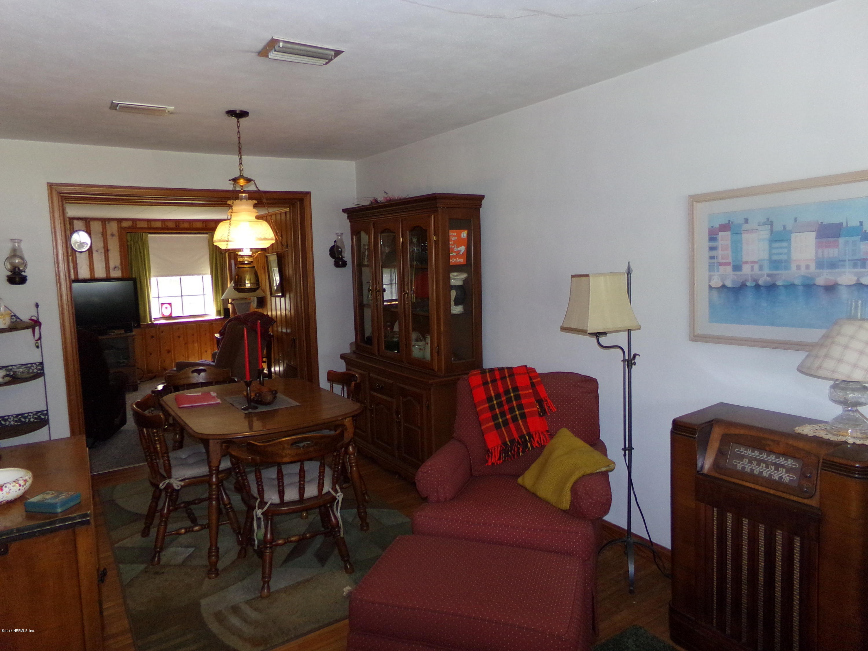 6454 Mitford Road Jacksonville, FL 32210 - Photo 4 of 17 100_0877