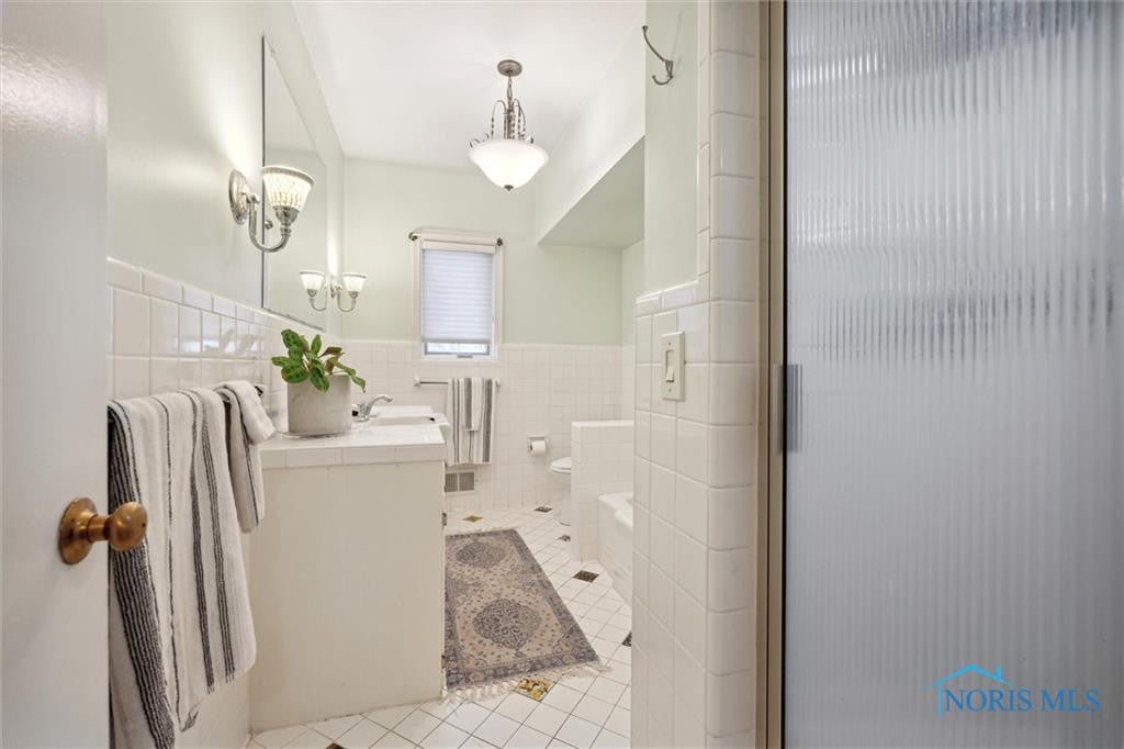 634 Miami Manor Road Maumee, OH 43537 - Photo 36 of 48 Gallery Image 36