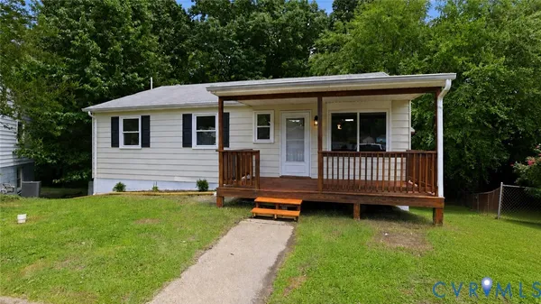 $259,900 | 1810 Owens Court, Hopewell, VA 23860