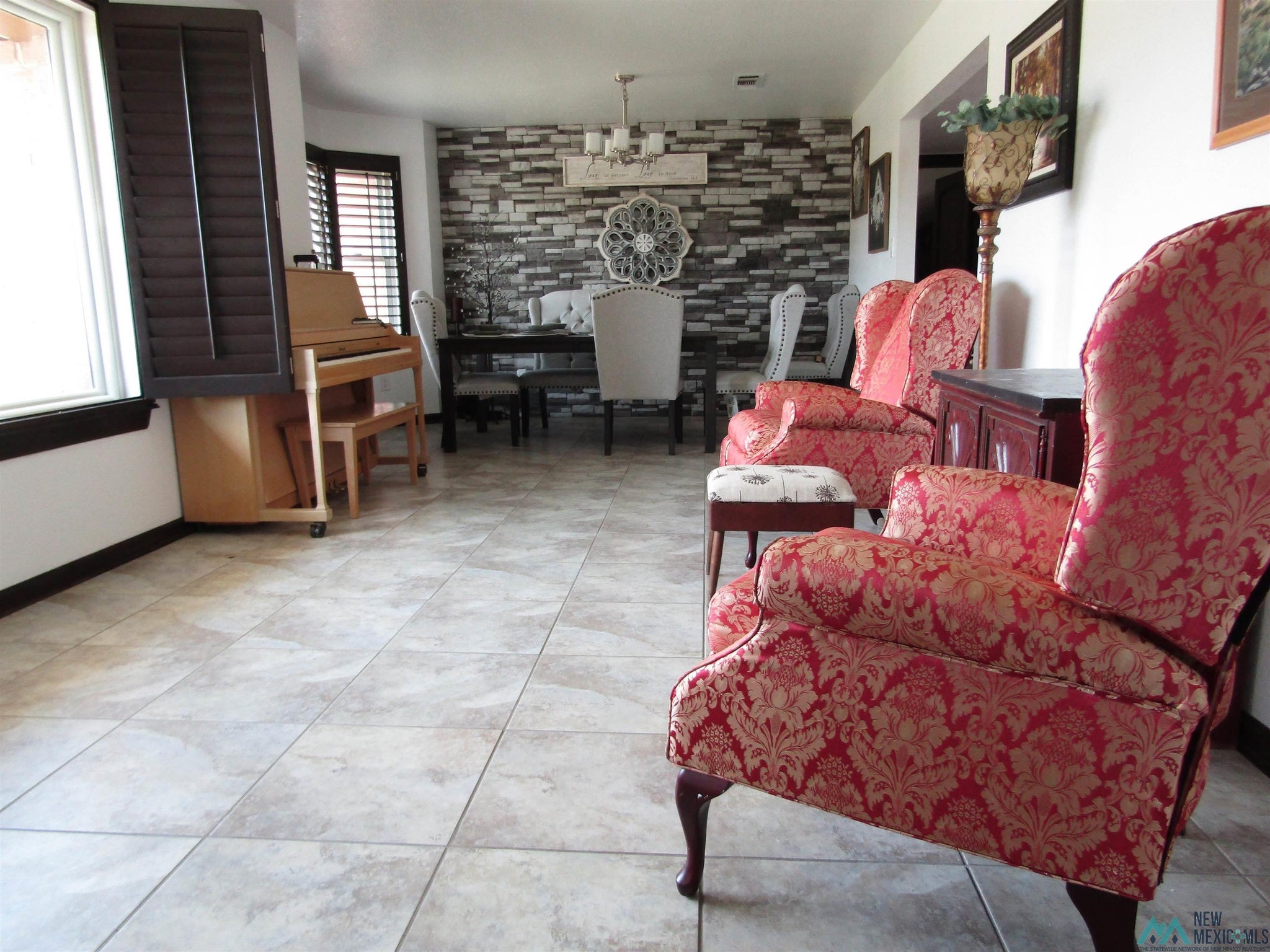 27 West Compress Road Artesia, NM 88210 - Photo 3 of 93 Gallery Image 3