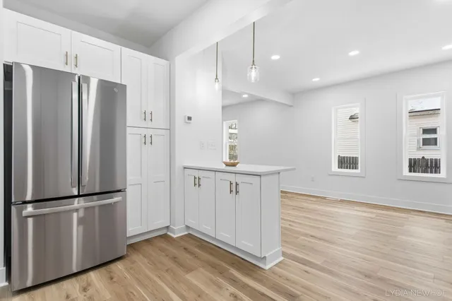 $385,000 | 156 West 19th Street, Holland, MI 49423