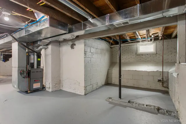 $385,000 | 156 West 19th Street, Holland, MI 49423