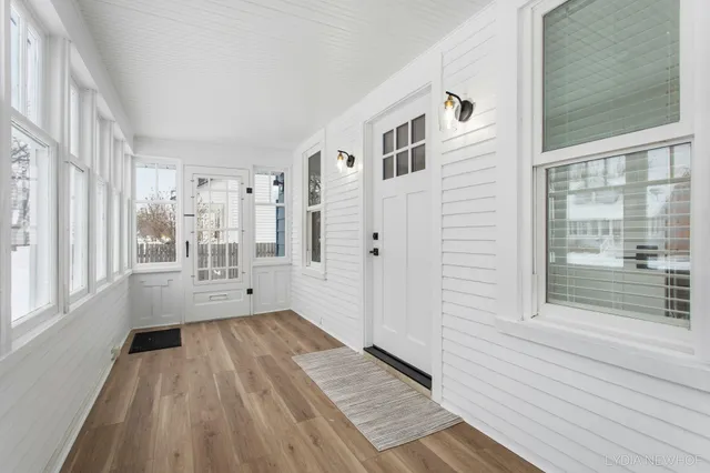 $385,000 | 156 West 19th Street, Holland, MI 49423