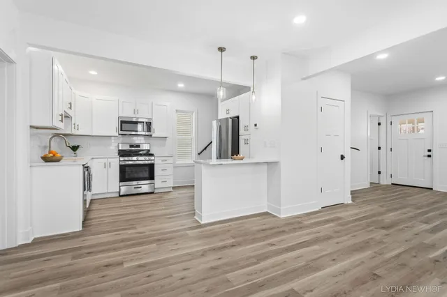 $385,000 | 156 West 19th Street, Holland, MI 49423