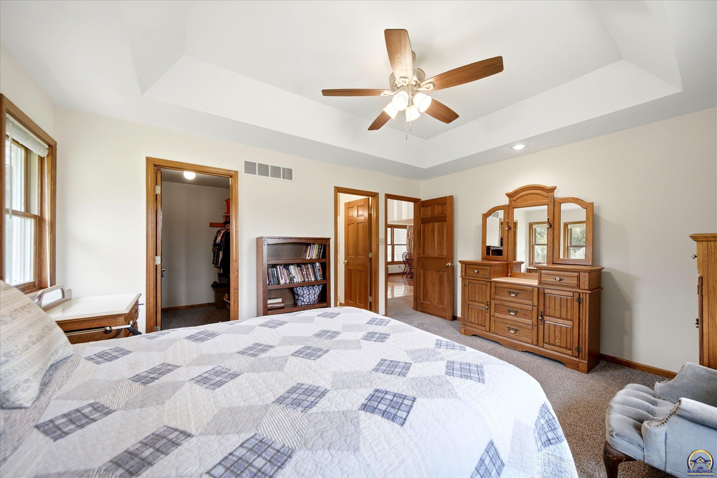 810 Southwest Mifflin Road Topeka, KS 66606 - Photo 18 of 30