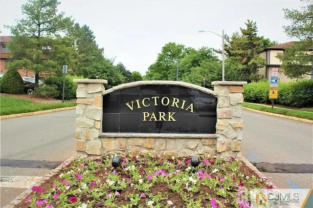 $2,800 | 3905 Victoria Court, Edison, NJ 08817
