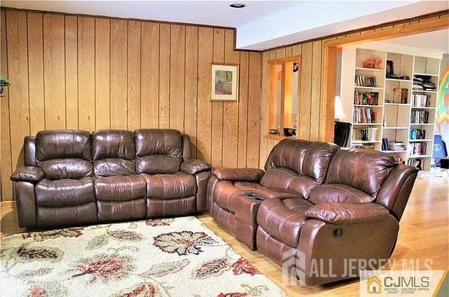 $2,800 | 3905 Victoria Court, Edison, NJ 08817