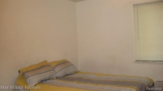 248 Cherokee Road Pontiac, MI 48341 - Photo 13 of 23 13.jpg