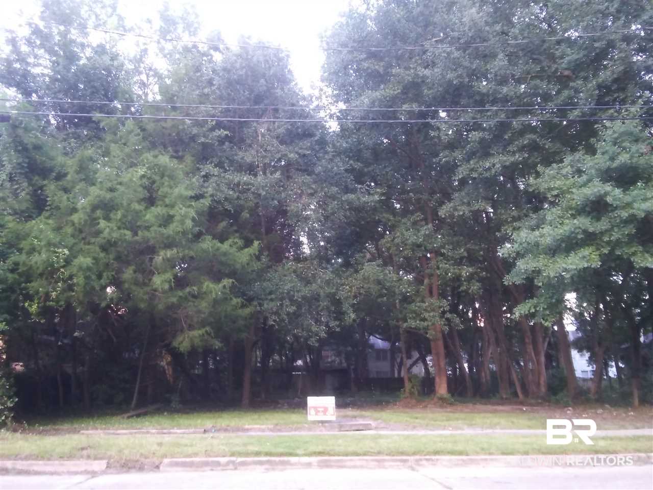 403 Seminole Street Mobile, AL 36606 - Photo 1 of 4