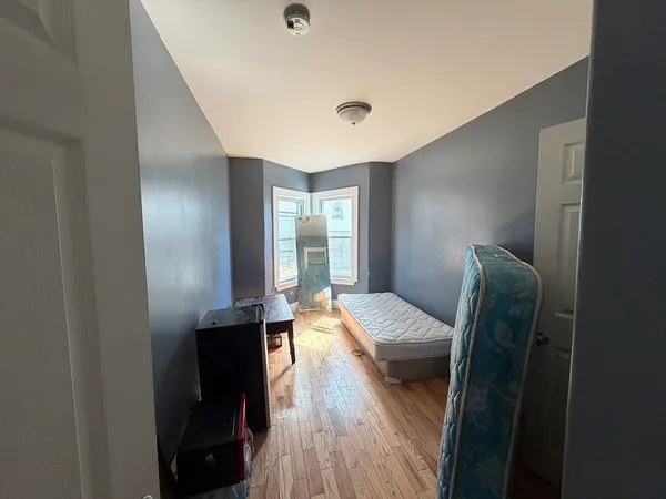 $579,900 | 35 Freeland Street, Worcester, MA 01603