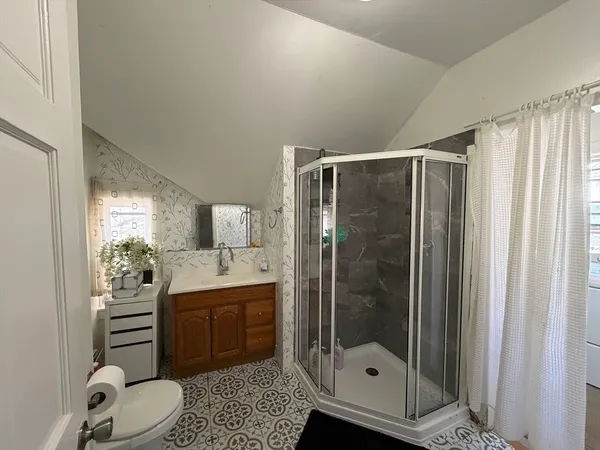 $579,900 | 35 Freeland Street, Worcester, MA 01603