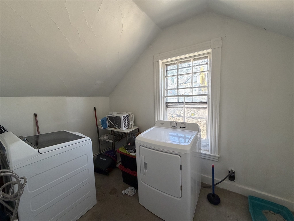 35 Freeland Street Worcester, MA 01603 - Photo 26 of 28