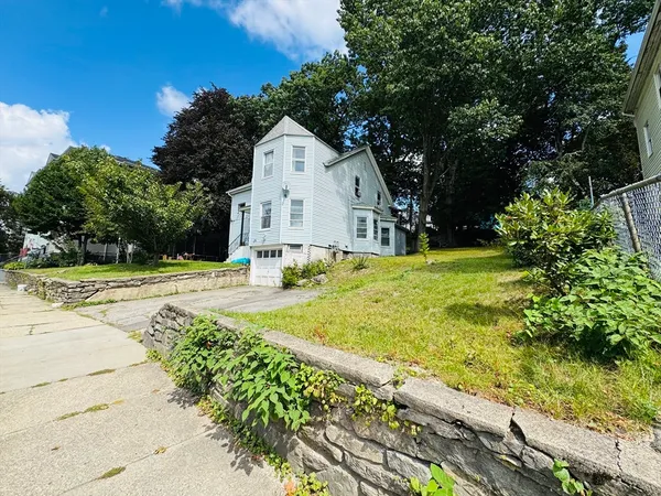 $579,900 | 35 Freeland Street, Worcester, MA 01603