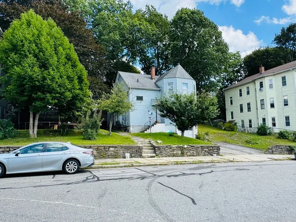 $579,900 | 35 Freeland Street, Worcester, MA 01603