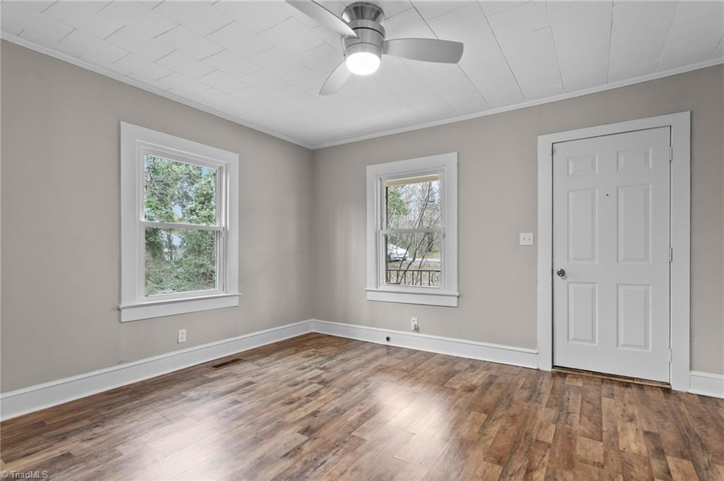 912 Patton Street Graham, NC 27253 - Photo 11 of 21