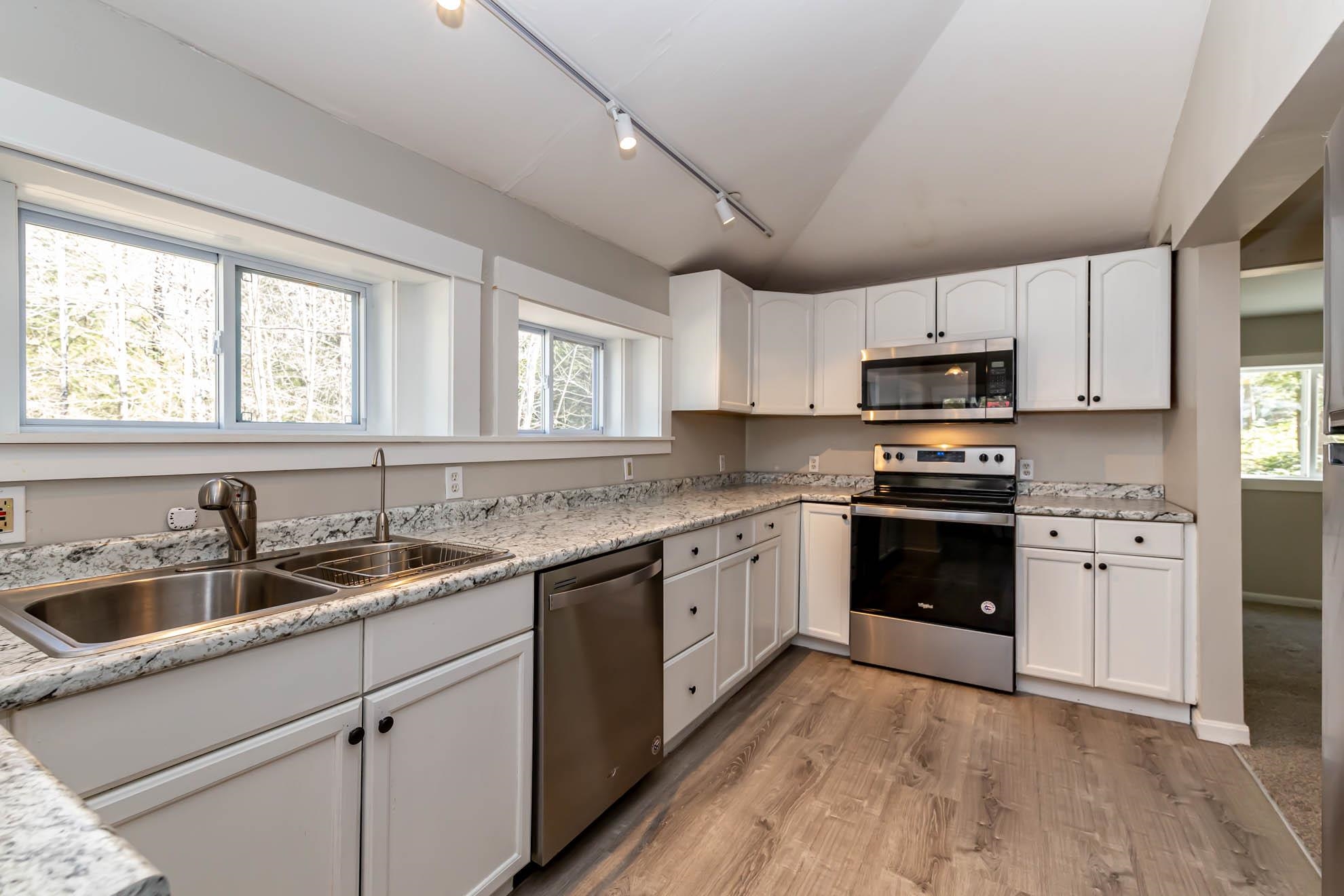 70 Texas Hill Road Plymouth, NH 03264 - Photo 12 of 40 Gallery Image 12