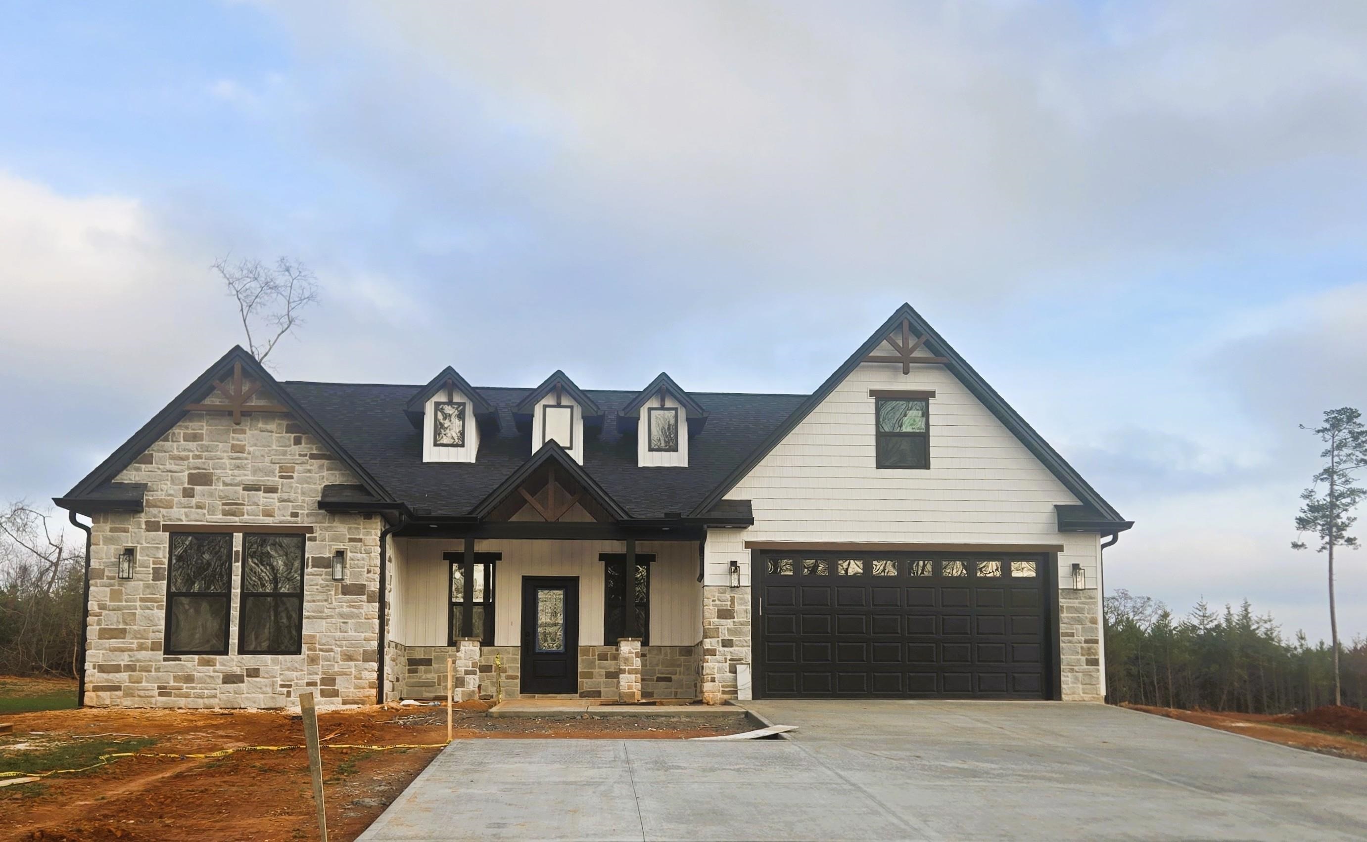 259 State Rd S-42-742 Wellford, SC 29385 - Photo 1 of 23