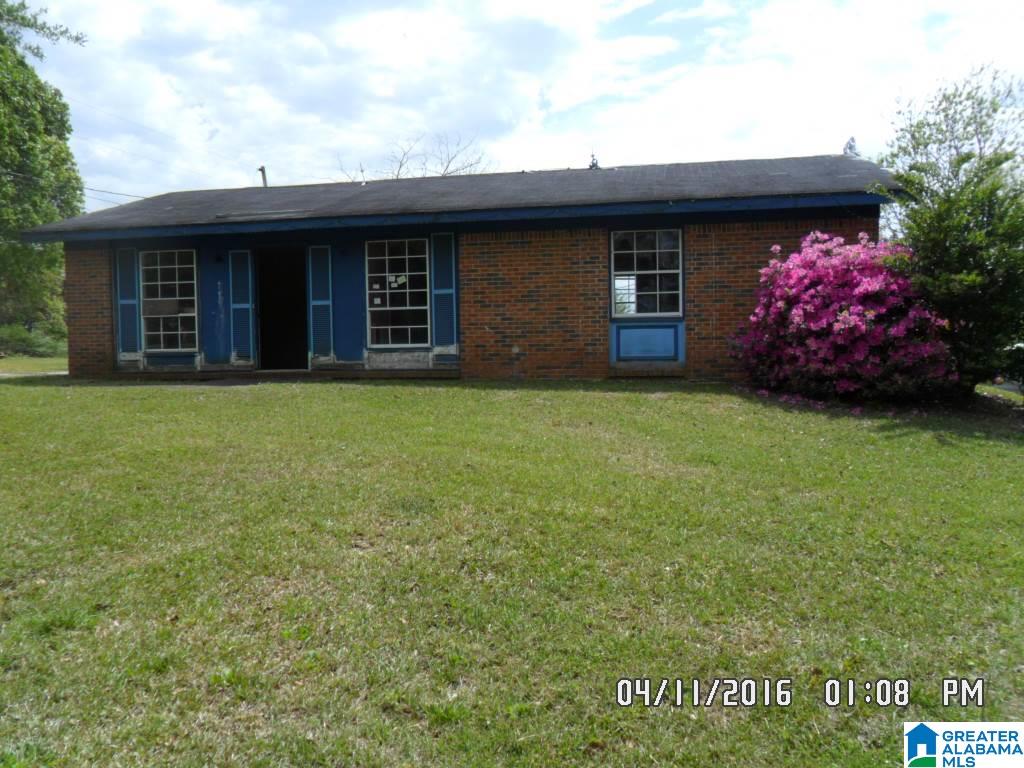 124 Lilly Street Clanton, AL 35045 - Photo 1 of 12