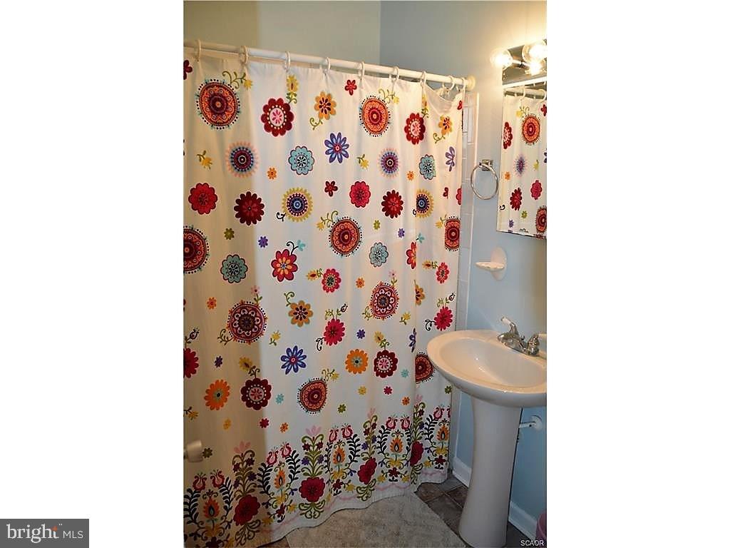 39577 Bay Road, Unit 2 Bethany Beach, DE 19930 - Photo 11 of 22 Gallery Image 11