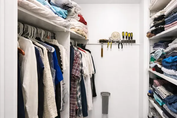 $2,000 | 1351 Northeast Miami Gardens Drive, Unit 511E, Miami, FL 33179