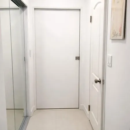 $2,000 | 1351 Northeast Miami Gardens Drive, Unit 511E, Miami, FL 33179