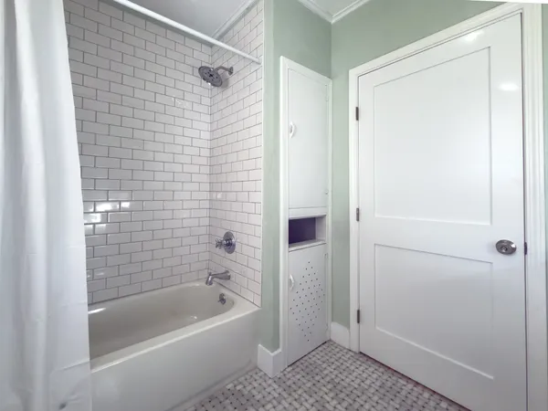 $2,100 | 267 Bodemann Lane, Lockhart, TX 78644