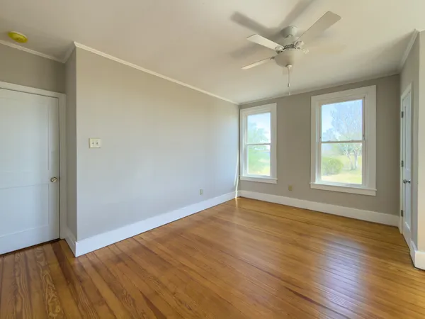 $2,100 | 267 Bodemann Lane, Lockhart, TX 78644