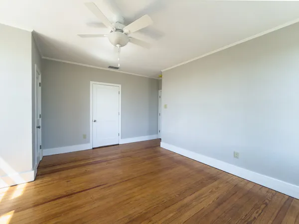 $2,100 | 267 Bodemann Lane, Lockhart, TX 78644