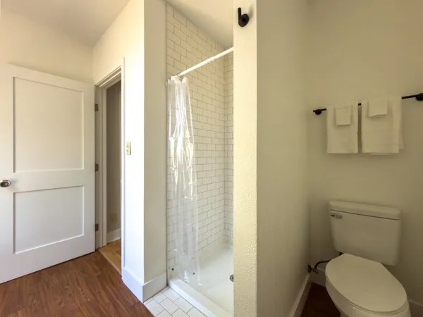 $2,100 | 267 Bodemann Lane, Lockhart, TX 78644