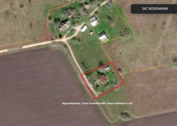 $2,100 | 267 Bodemann Lane, Lockhart, TX 78644