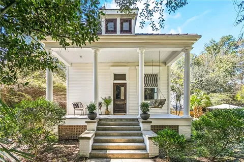 $675,000 | 71483 Keller Street, Abita Springs, LA 70420