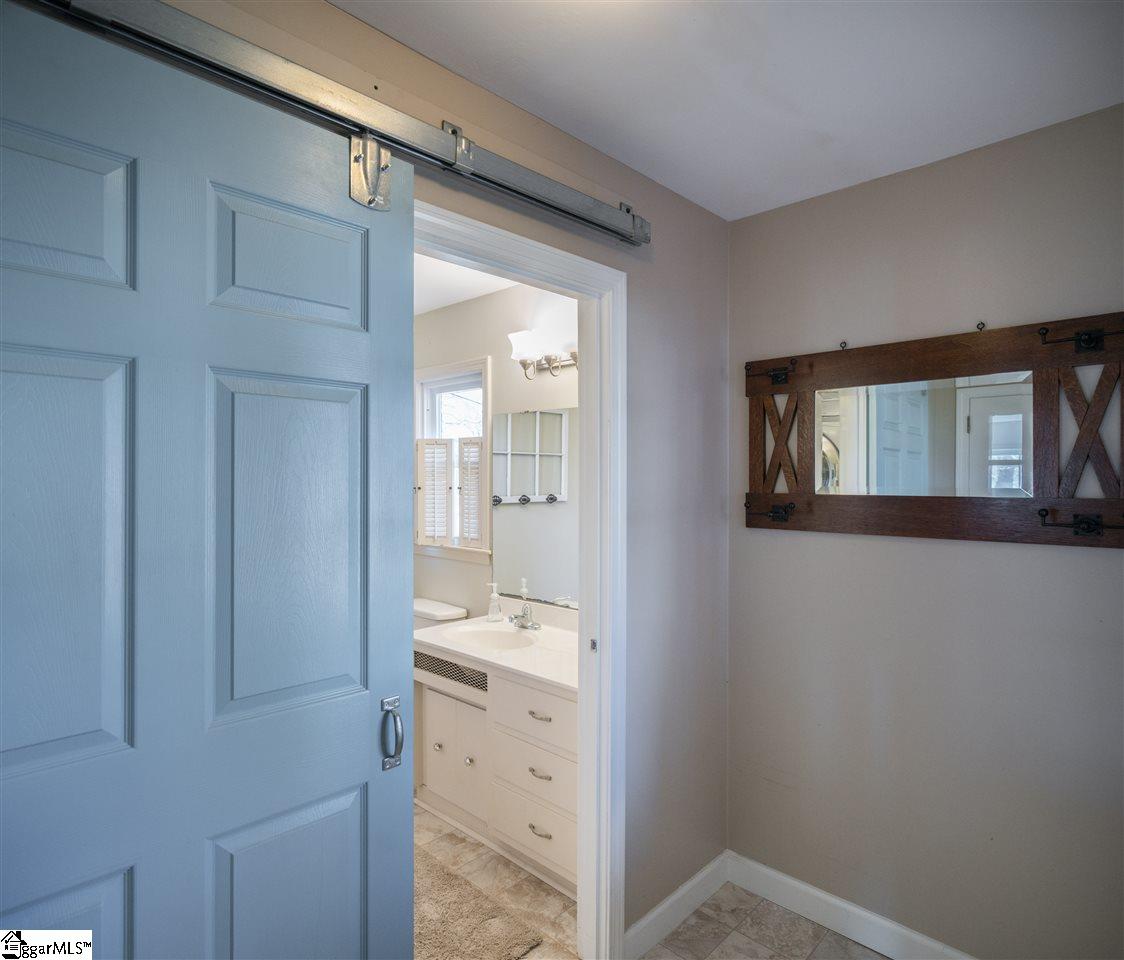 705 Hudson Road Greenville, SC 29615 - Photo 18 of 36 Gallery Image 18