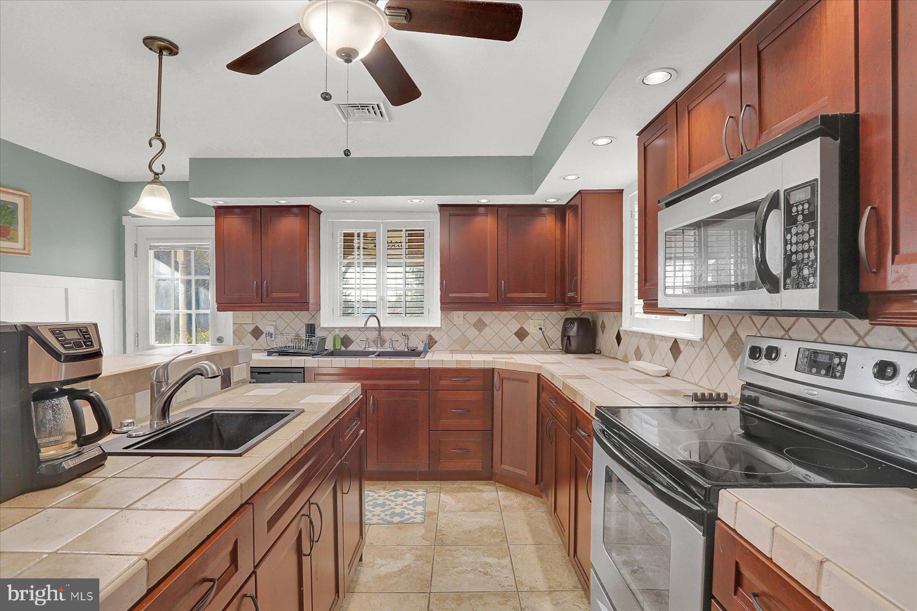 130 Reeser Road Camp Hill, PA 17011 - Photo 12 of 30 Gallery Image 12