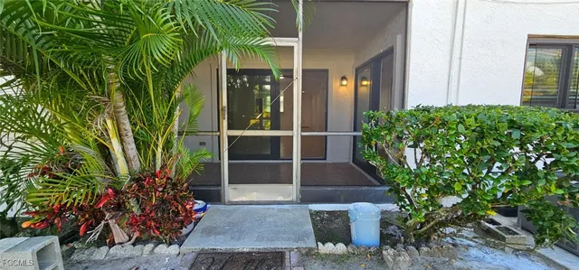 $1,550 | 1519 Cape Coral Parkway West, Unit 6, Cape Coral, FL 33914