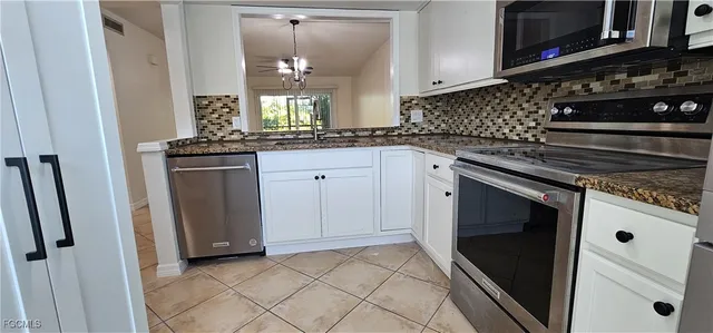 $1,550 | 1519 Cape Coral Parkway West, Unit 6, Cape Coral, FL 33914