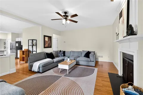 $585,000 | 2130 Adderbury Lane, Smyrna, GA 30082