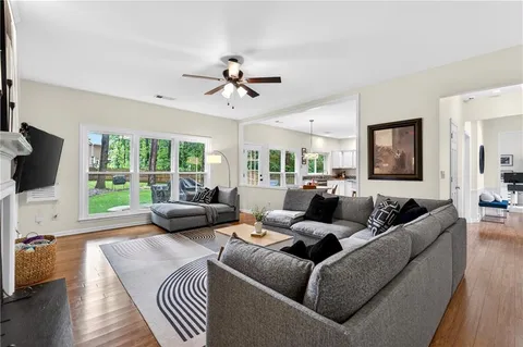 $585,000 | 2130 Adderbury Lane, Smyrna, GA 30082