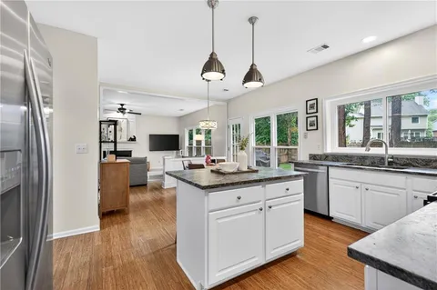 $585,000 | 2130 Adderbury Lane, Smyrna, GA 30082