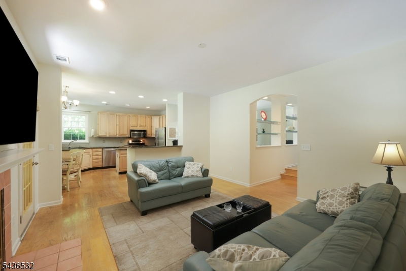 48 Huntington Road Bernards, NJ 07920 - Photo 11 of 25