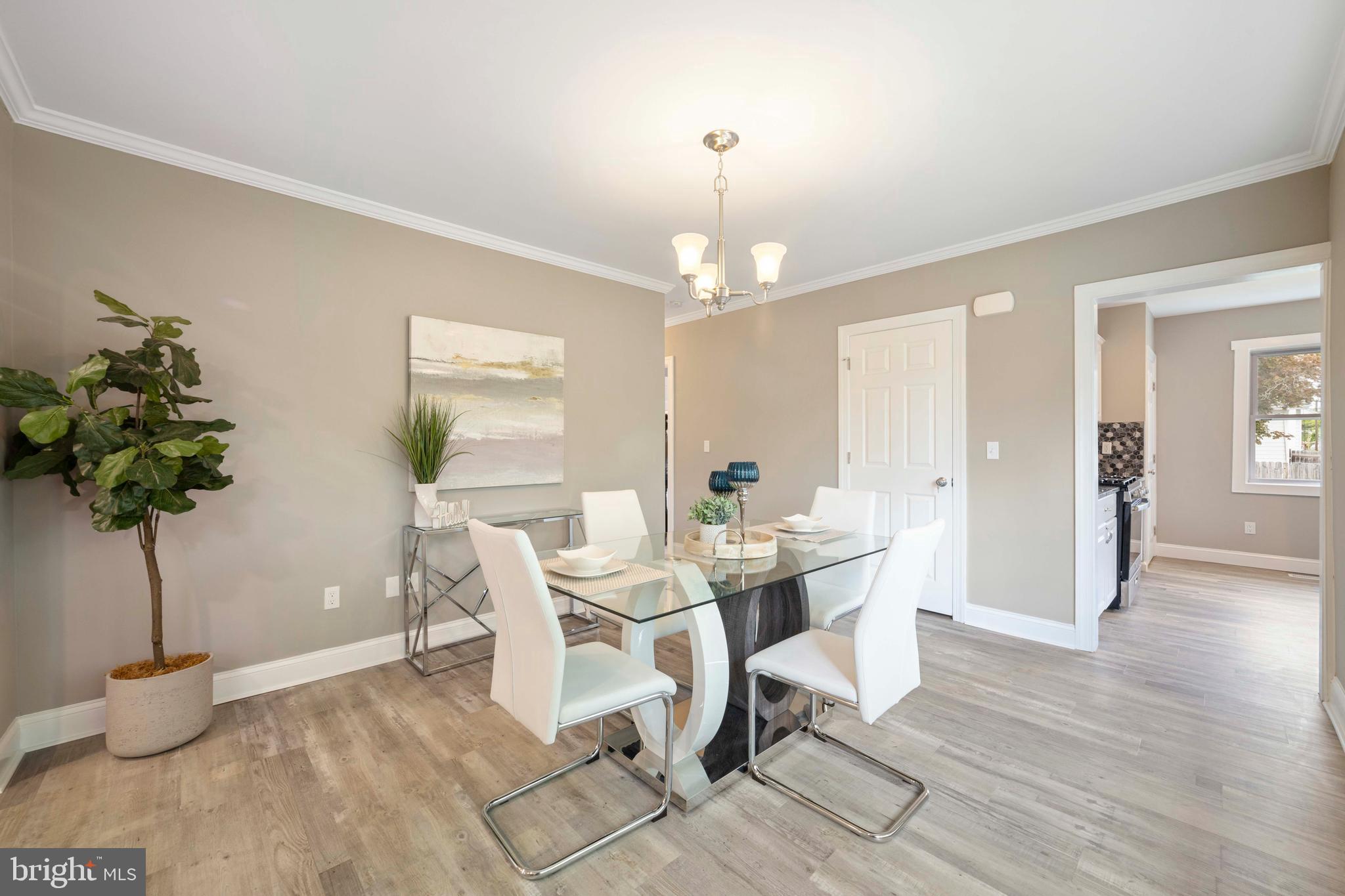 430 Manor Road Beverly, NJ 08010 - Photo 15 of 39 Dining Room