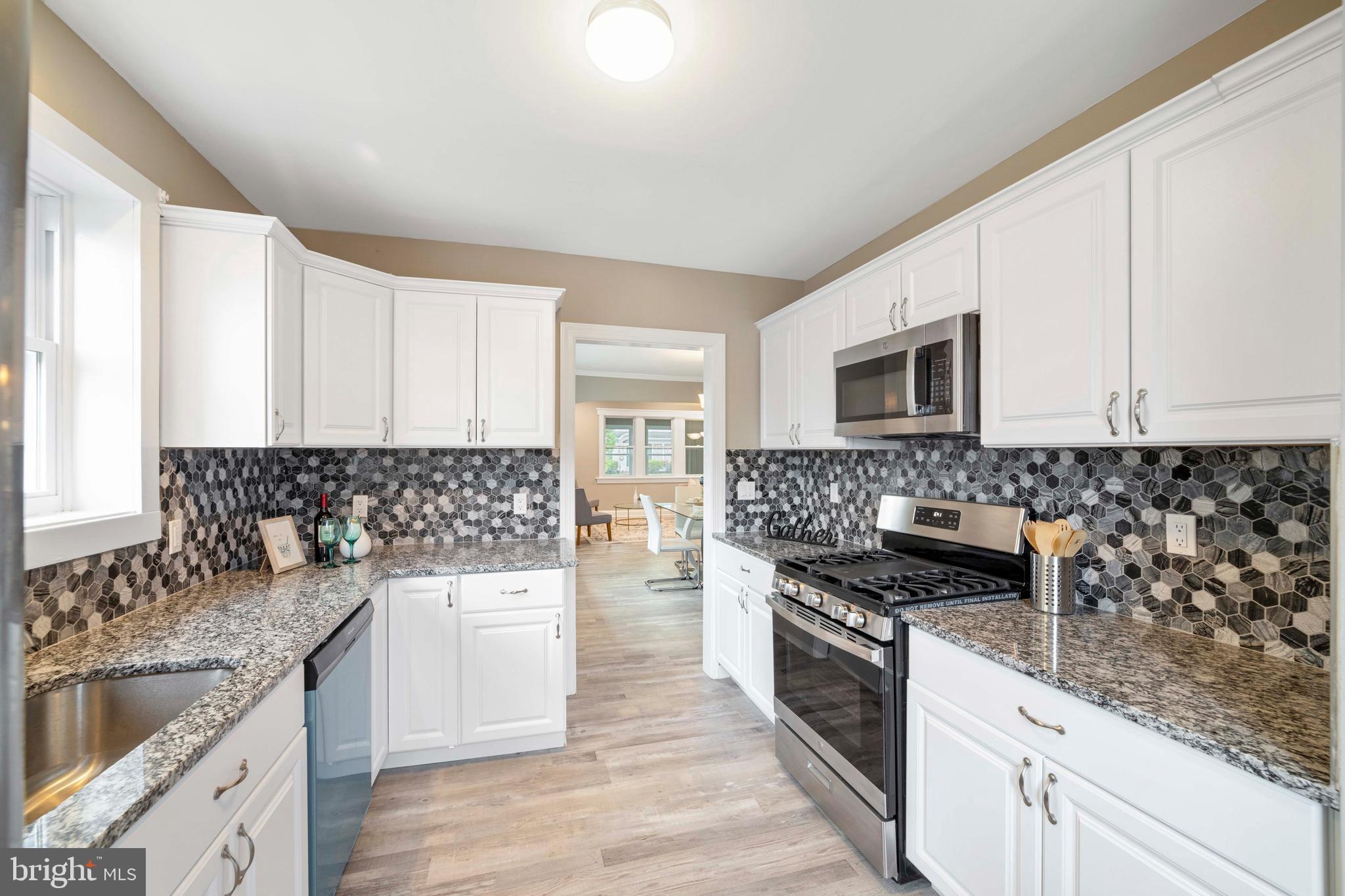 430 Manor Road Beverly, NJ 08010 - Photo 17 of 39 Brand New Kitchen