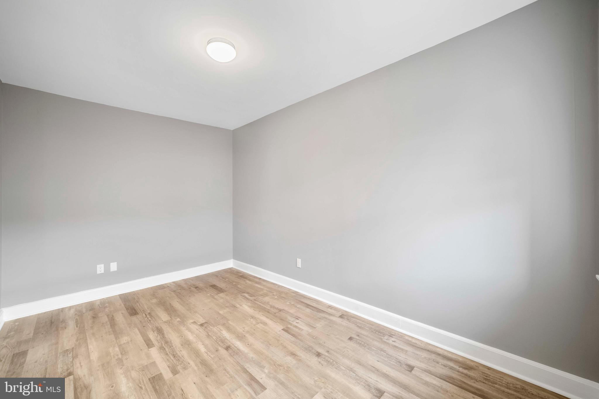 430 Manor Road Beverly, NJ 08010 - Photo 22 of 39 Bedroom