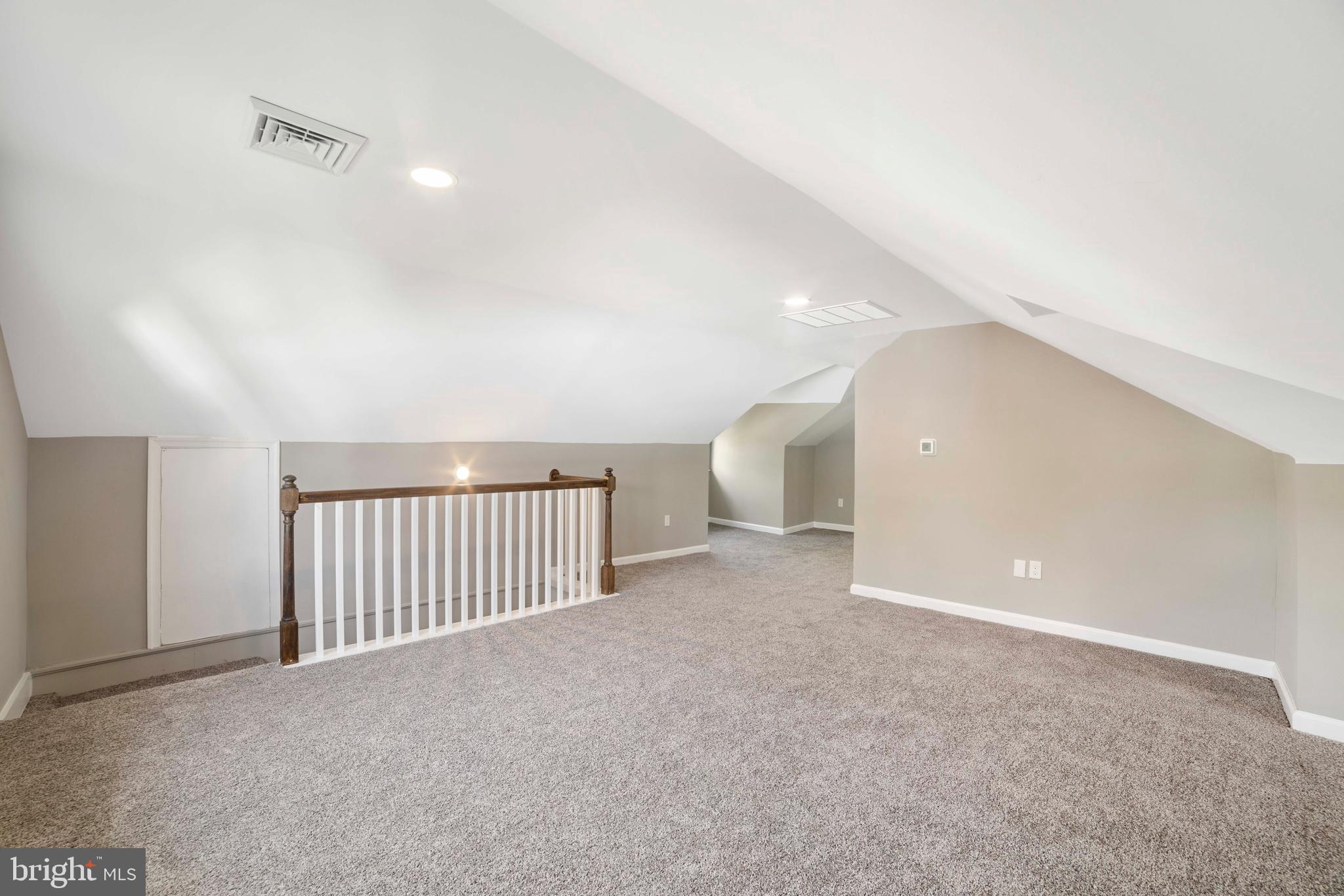 430 Manor Road Beverly, NJ 08010 - Photo 26 of 39 2nd Level Master Room Suite Living Space