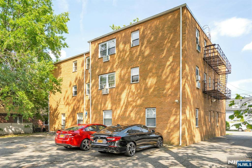 377 Park Street, Unit 8 Hackensack, NJ 07601 - Photo 3 of 12