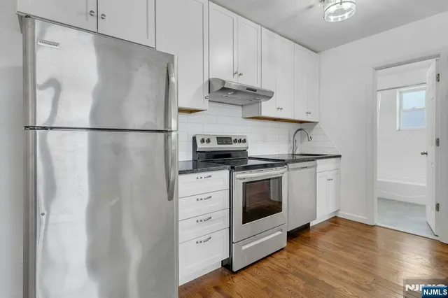 $1,750 | 377 Park Street, Unit 8, Hackensack, NJ 07601