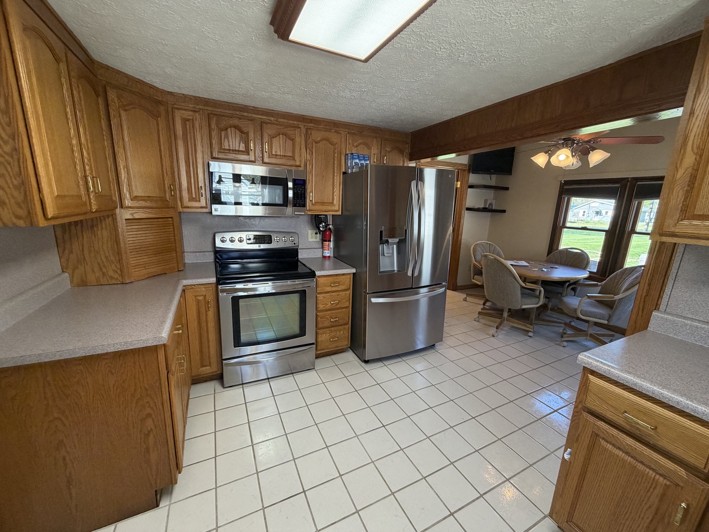 405 Wortby Street Odin, IL 62870 - Photo 12 of 18