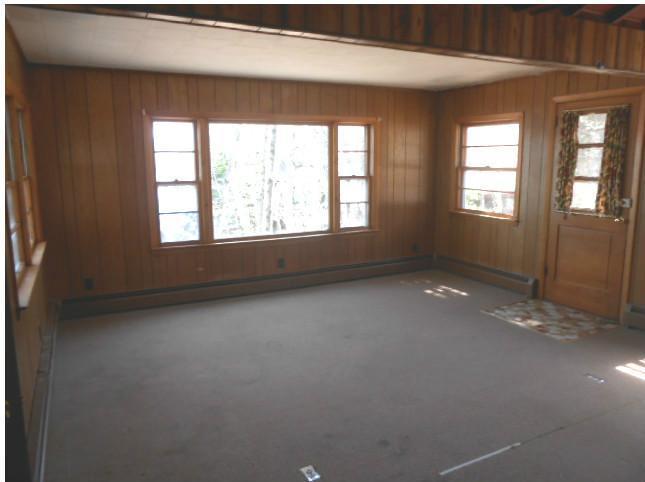 30 Aquila Road Raymond, ME 04071 - Photo 4 of 14 Living Room.
