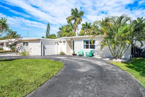 $895,000 | 435 Northeast 35th Street, Boca Raton, FL 33431
