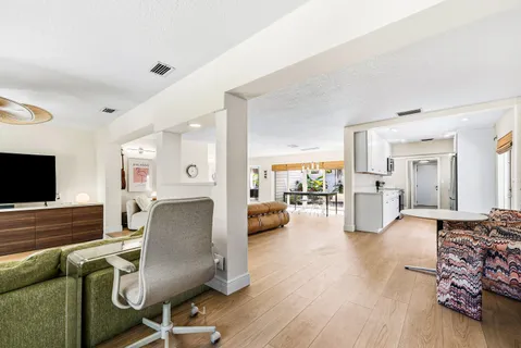 $895,000 | 435 Northeast 35th Street, Boca Raton, FL 33431